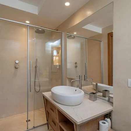 Villa Dell'800 Con Jacuzzi Privata - San Pantaleo